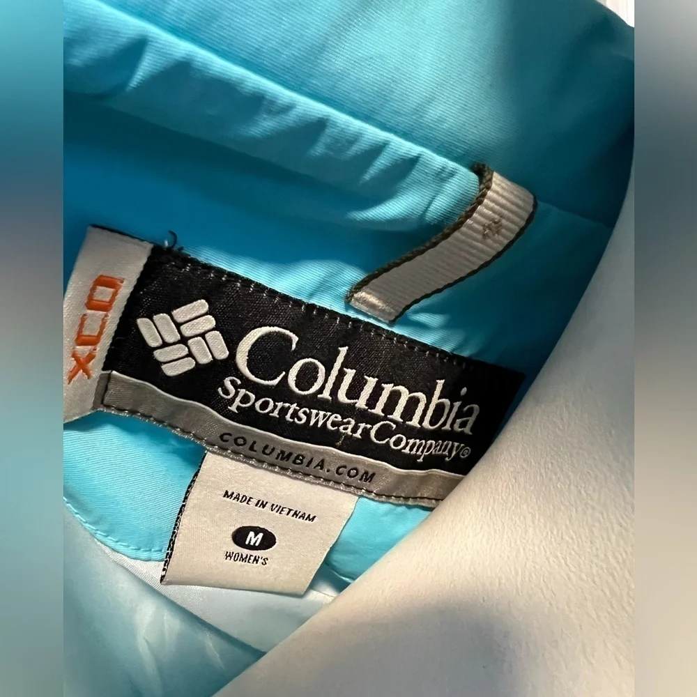 Columbia Blue Jacket Size M